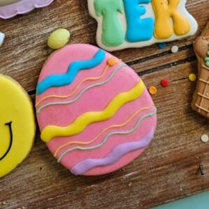 Pink egg with patterne